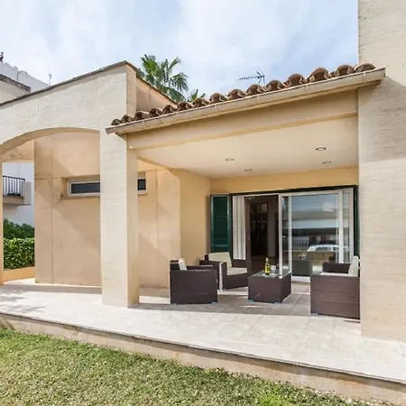 Villa Pintari *